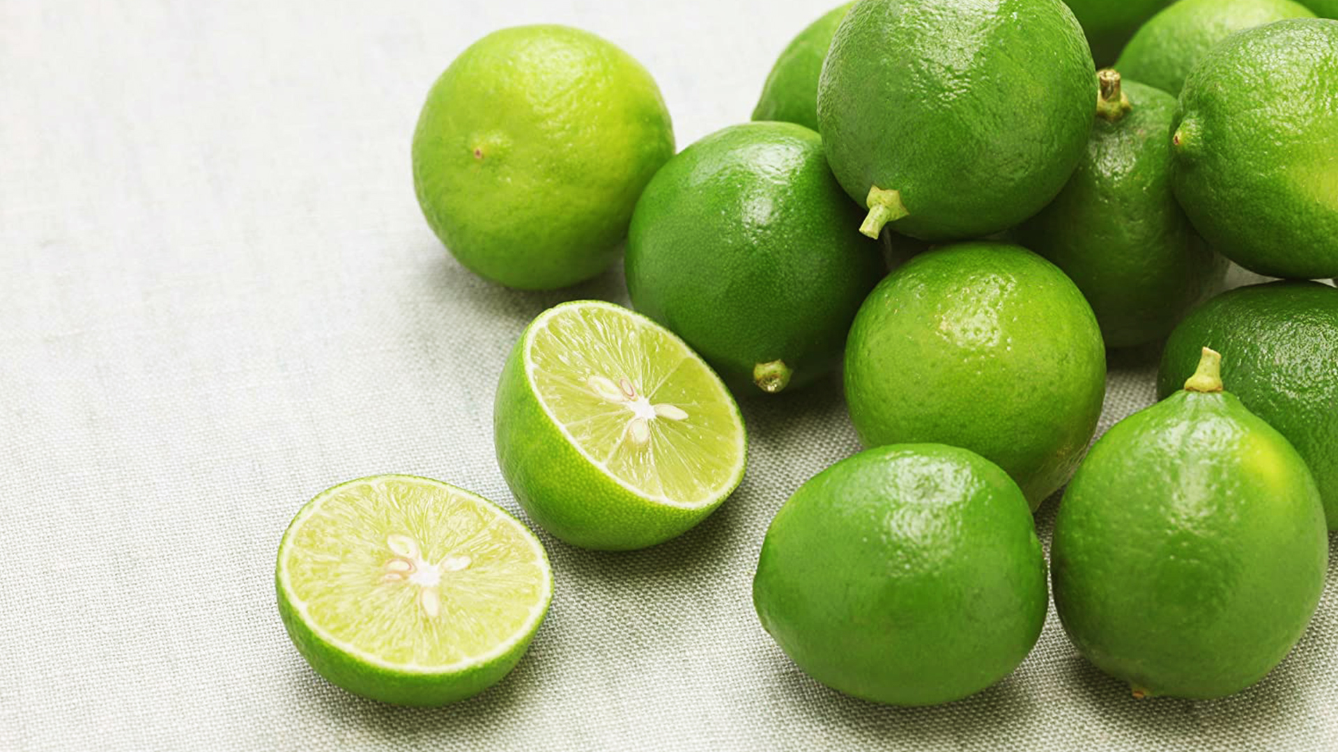 Featured image for “Alkaline Limeade Your Kids Will Love”